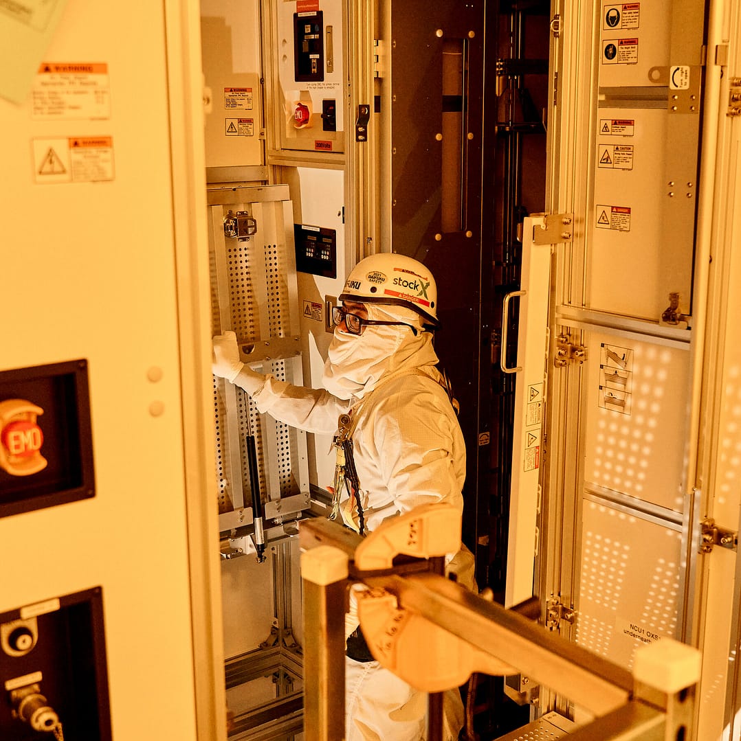 Trump Administration Discusses Taking 10% Stake in Intel