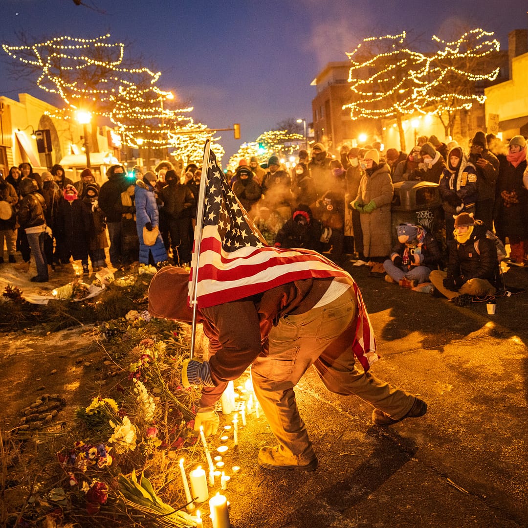 Chaos in Minneapolis Exposes an Internet at War With Truth