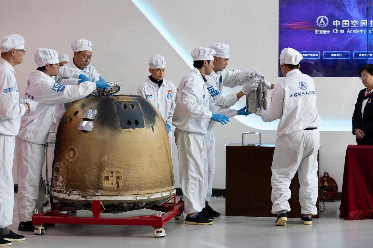 China’s Chang’e 6 Mission Found Rare Meteorite Fragments on Moon