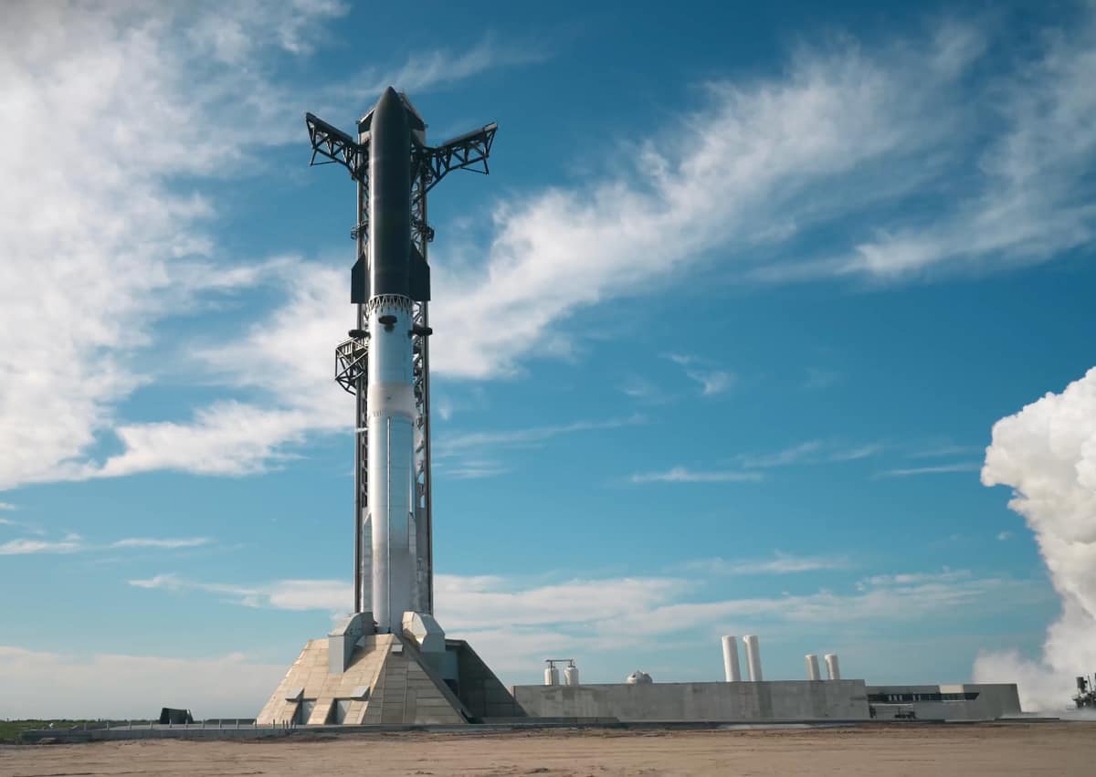 SpaceX scrubs launch of Starship V3—the tallest and most powerful ...